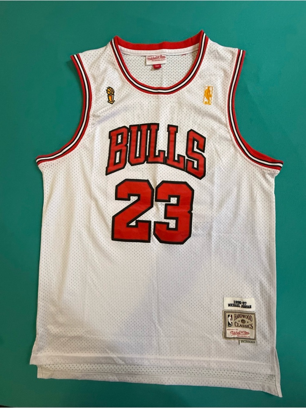 Mitchell & Ness White Red Chicago Bulls #23 Replica Jersey